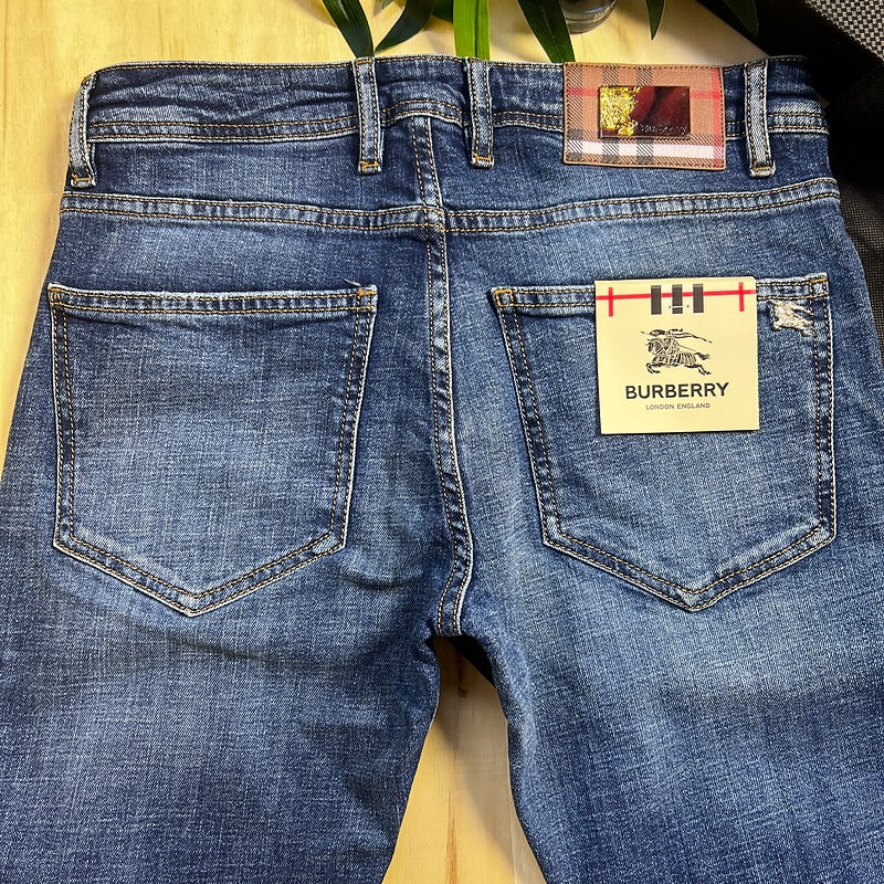 Jeans Burberry 621 Bleu Slim
