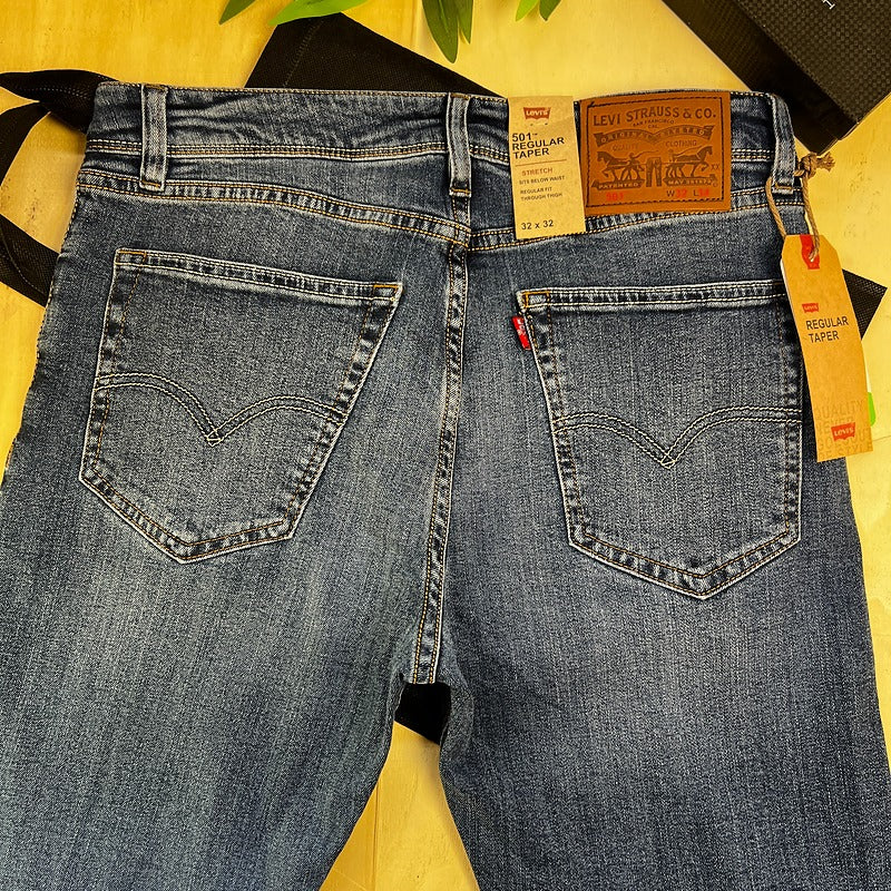 Jeans Levis Bleu Ciel 447 Coupe Normale