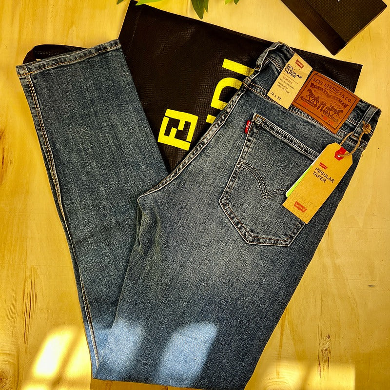 Jeans Levis Bleu Ciel 447 Coupe Normale